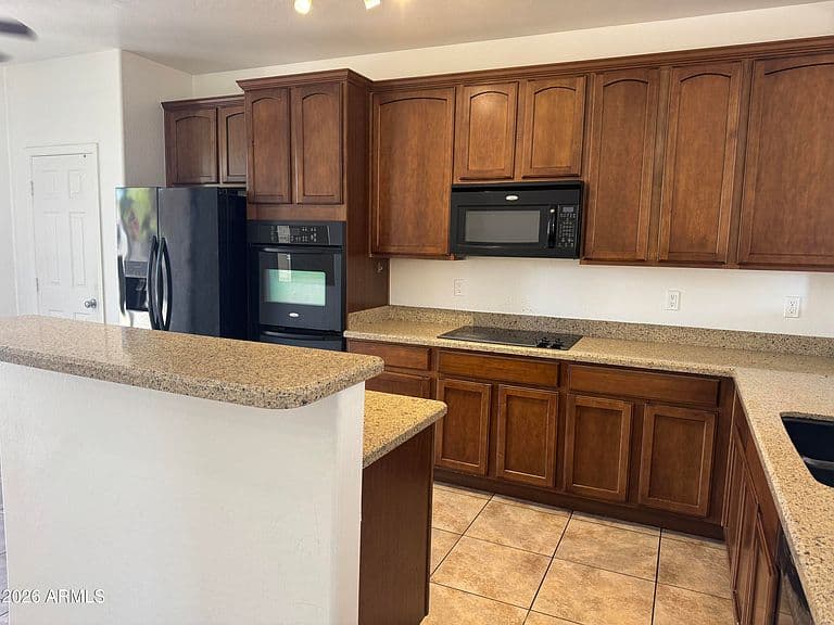 40450 W MOLLY Lane photo 4