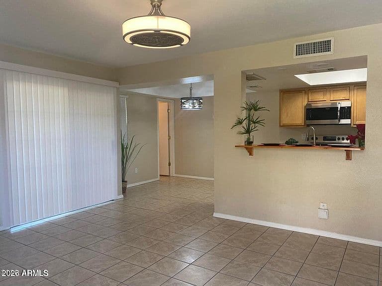 14009 N 53rd Drive photo 5
