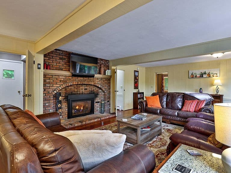 183 Southview Path photo 4