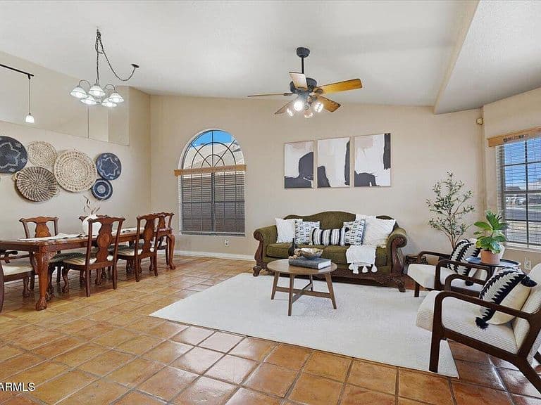 4346 W MISTY WILLOW Lane photo 3