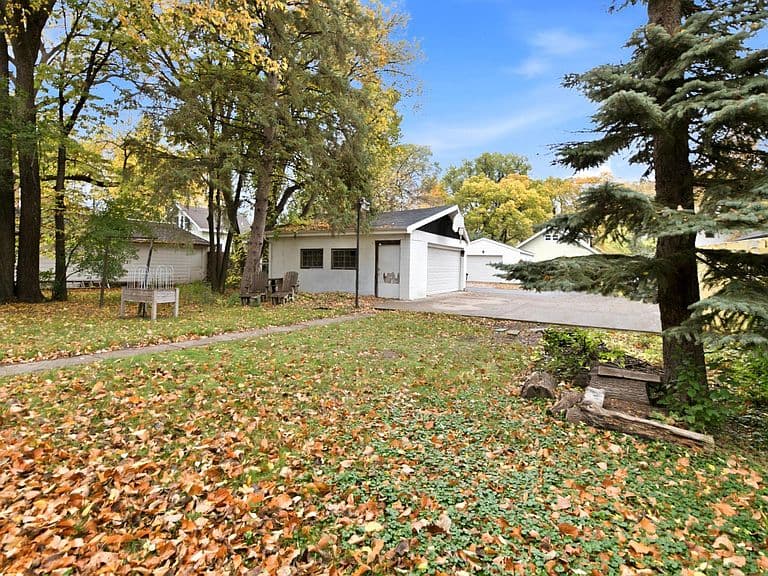 1119 10th Ave S photo 4