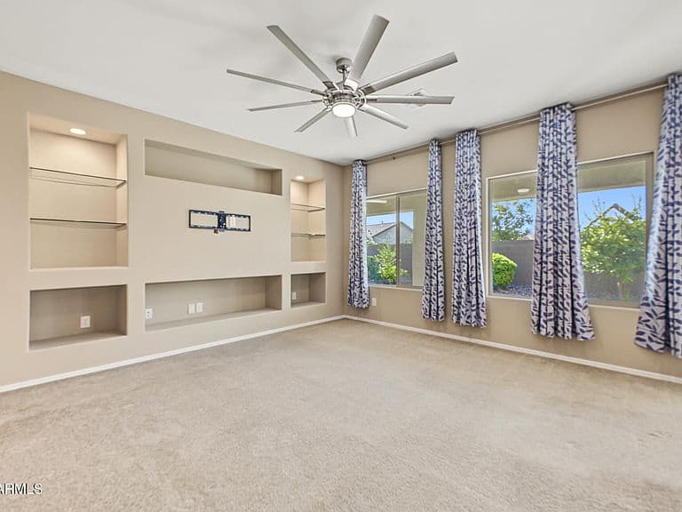 5453 W SARATOGA Way photo 4