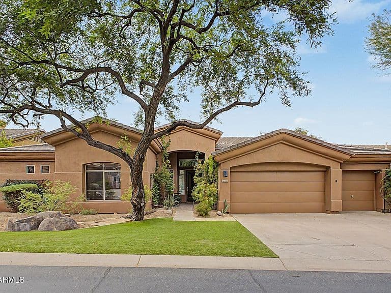 8919 E CALLE DEL PALO VERDE -- photo 2