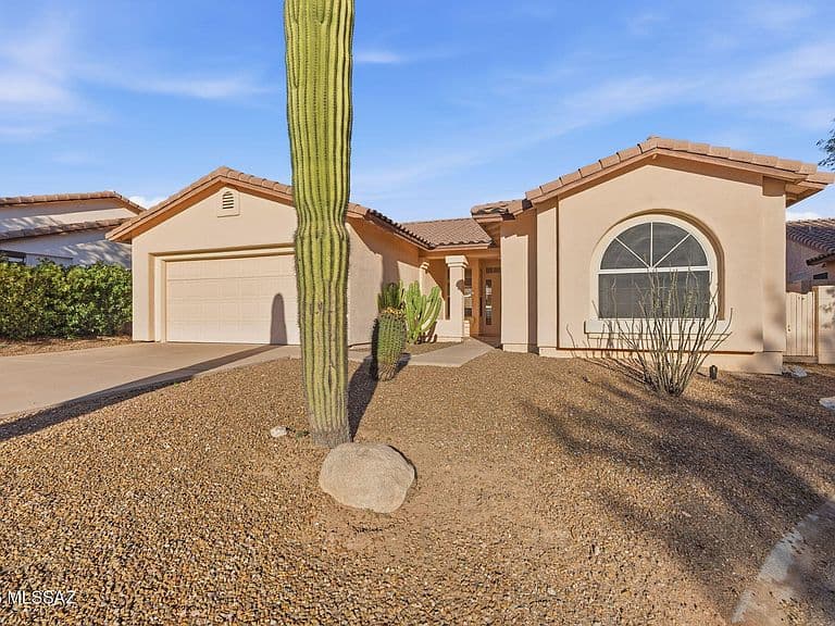 9910 N Crystal Spring Pl photo 1