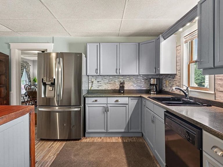 46 Killington Avenue photo 5