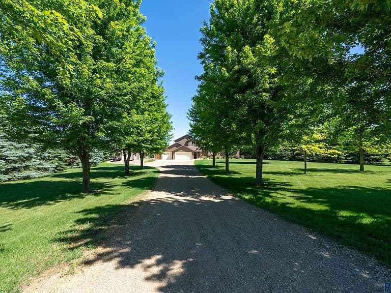 47908 Oak Ridge Pl photo 1