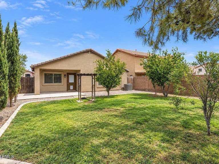 1001 E Mountain View Road photo 5