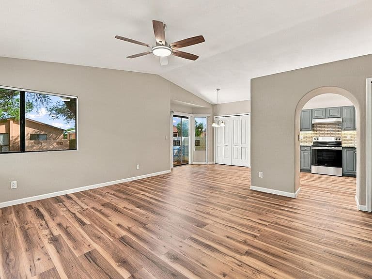 803 SUNSET VISTA Drive photo 4