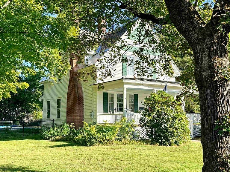 34 Edgewood Avenue photo 3