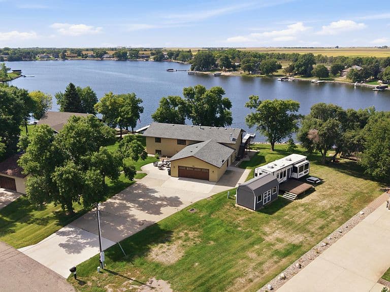 186 Sunrise Dr photo 5