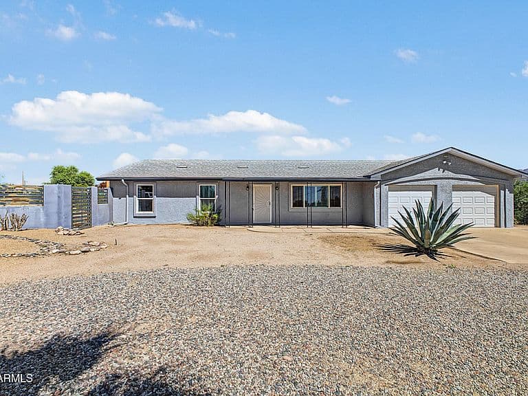 2330 E BROADWAY Avenue photo 5