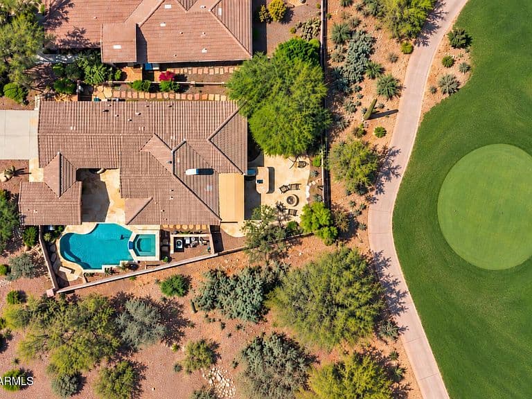 2330 W MUIRFIELD Drive photo 1