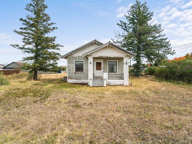 3653 McHugh Ln photo 3