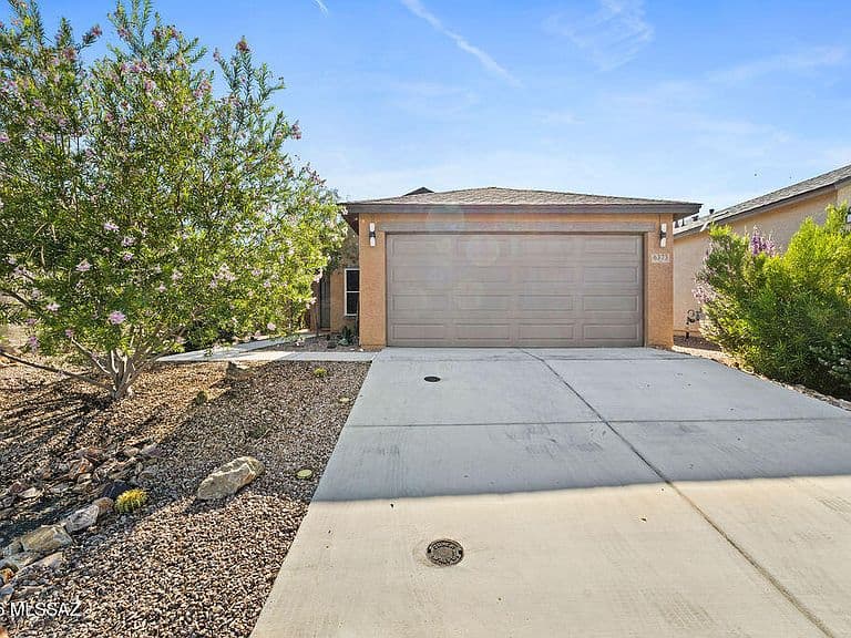 6373 S Ambarella Dr photo 1