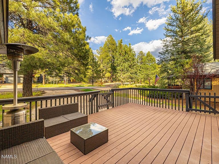 135 N Lodge Dr photo 5