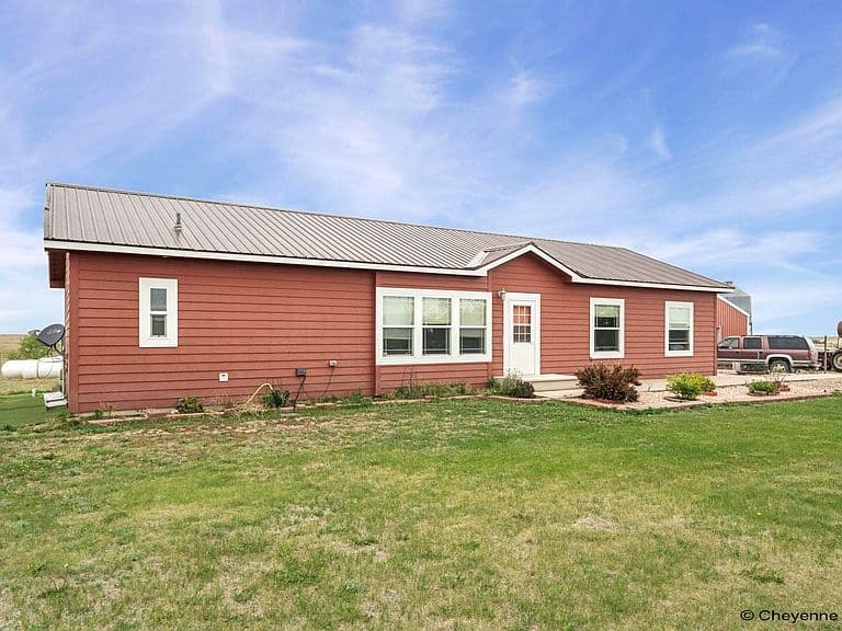 2355 Road 147 photo 2
