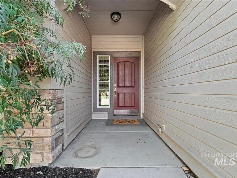 2930 N Christian Way photo 2