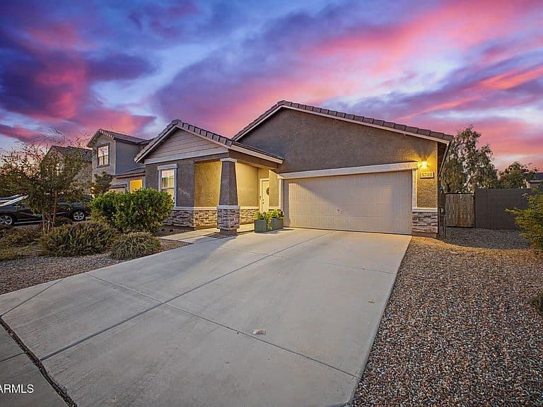 5740 E THETIS Drive photo 1