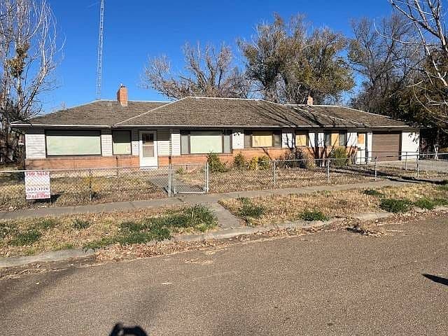 528 Custer St photo 1