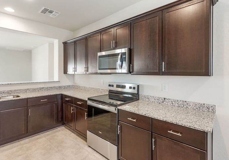 4866 S 253rd Ln photo 4