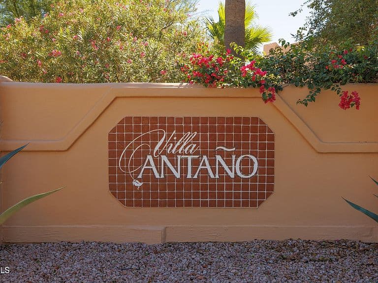 7808 E SAN MIGUEL Avenue photo 2