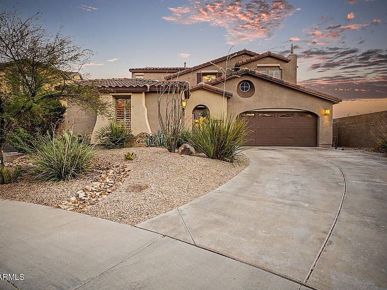 18035 W Paseo Way photo 4