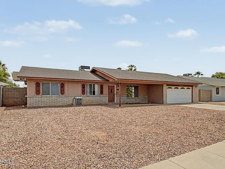4143 W Garden Drive photo 2