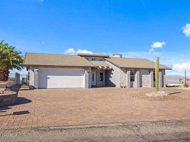 421 Hound Dr photo 4
