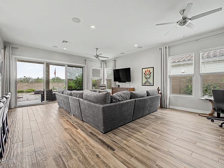 16458 W GARY Way photo 5