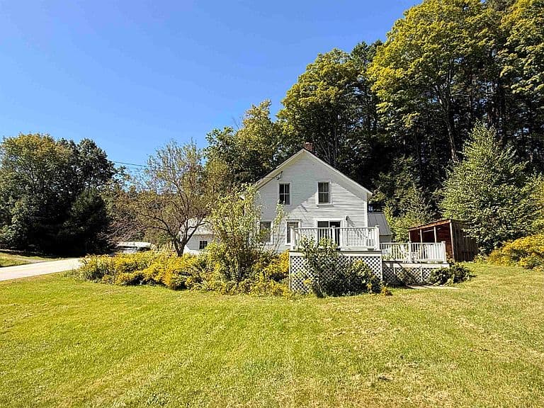 672 Huckle Hill Road photo 2