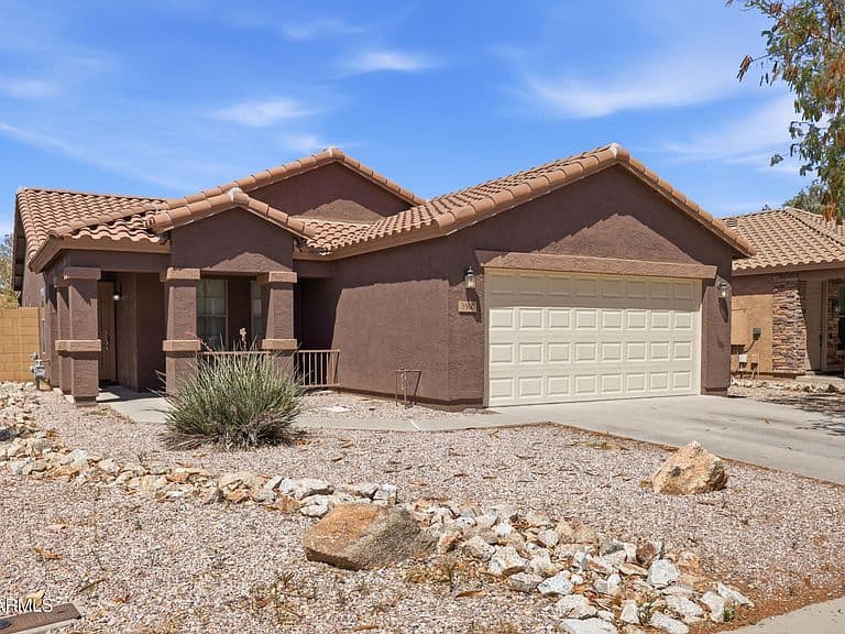 3560 W MESQUITE Avenue photo 2