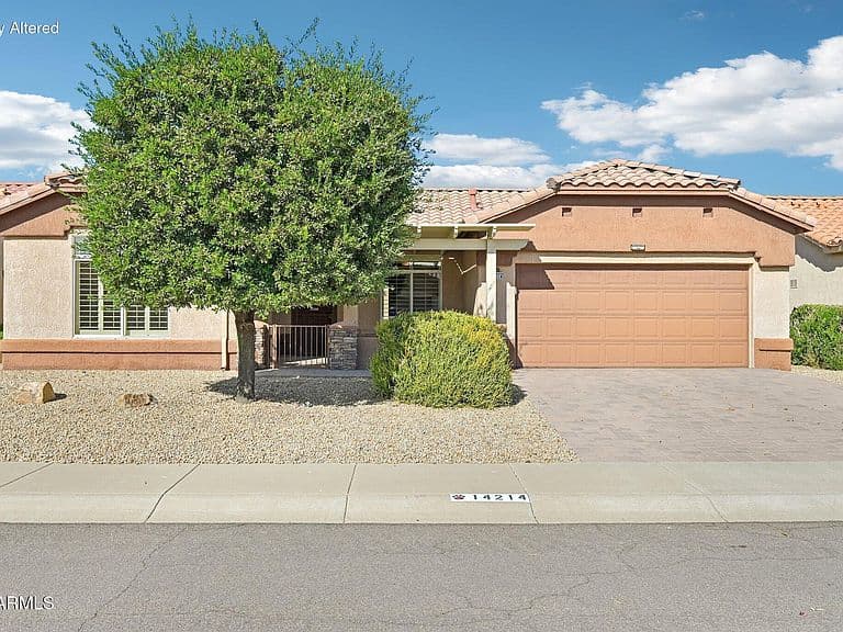 14214 W COLT Lane photo 1