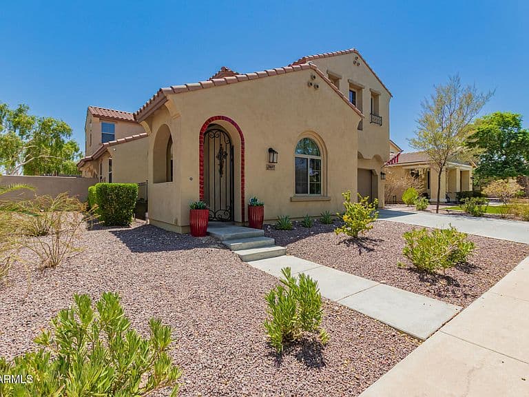 20697 W DELANEY Drive photo 2