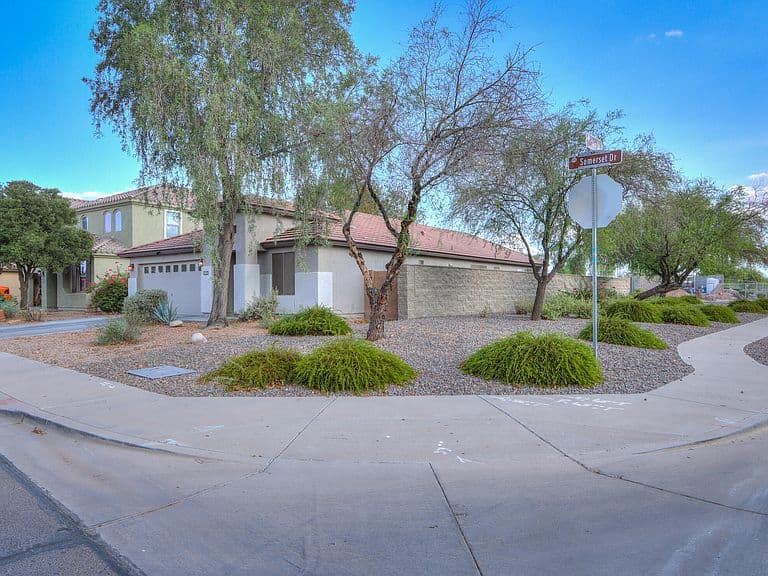 41655 W SOMERSET Drive photo 4