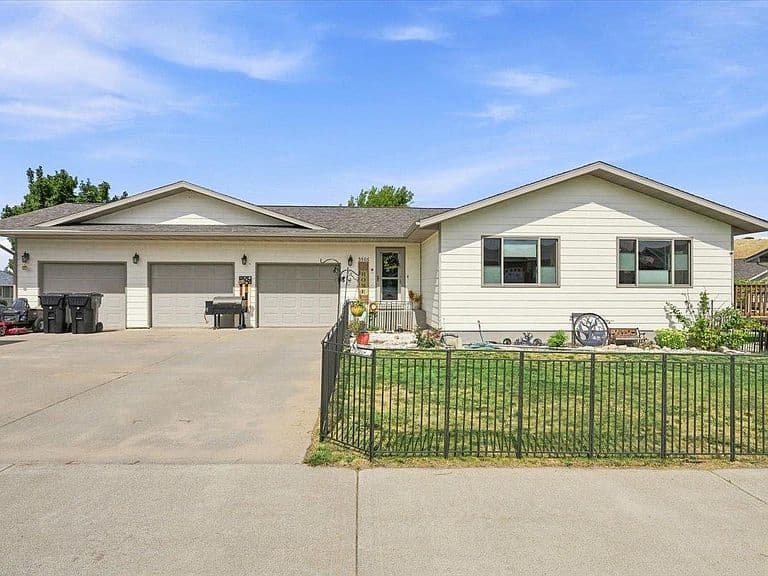 3506 Roughlock Ln photo 1