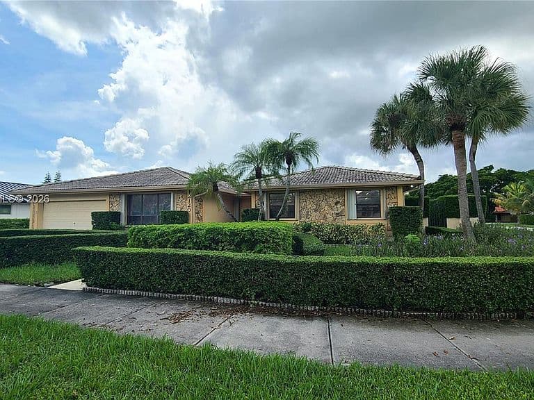 12120 SW 95th St photo 2