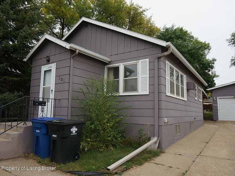 620 Sims St photo 2