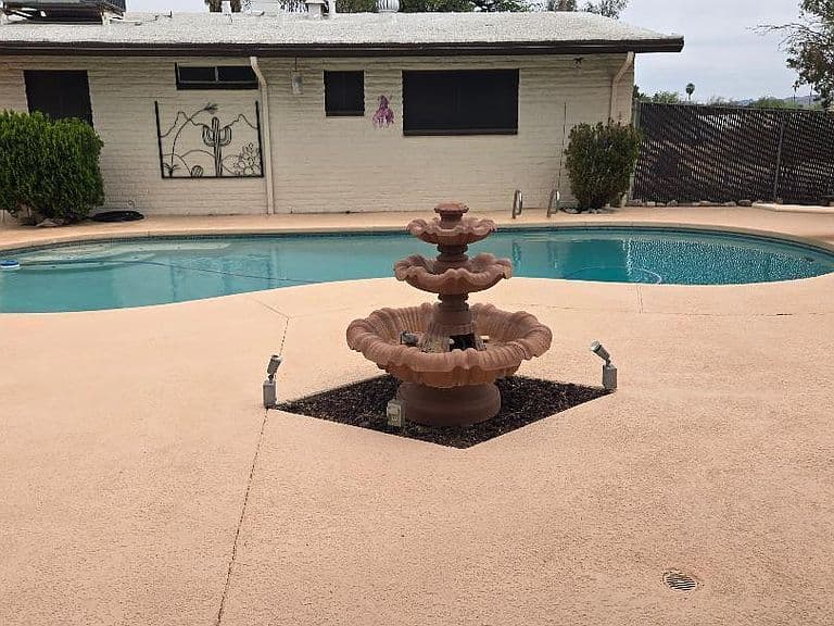 2740 W Calle Del Santo photo 2