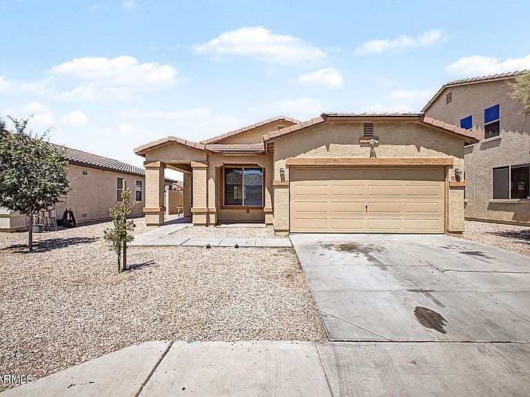 2318 S 100TH Lane photo 1