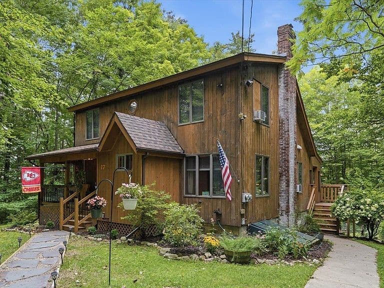 17 Forest Ridge Road photo 2