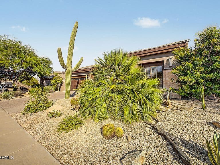 15533 E SUNDOWN Drive photo 5