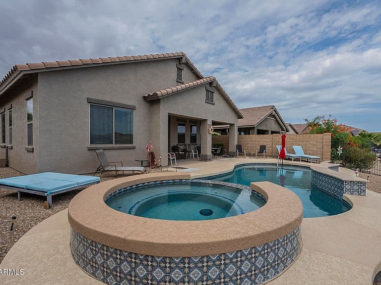 21711 N Bradford Dr photo 2