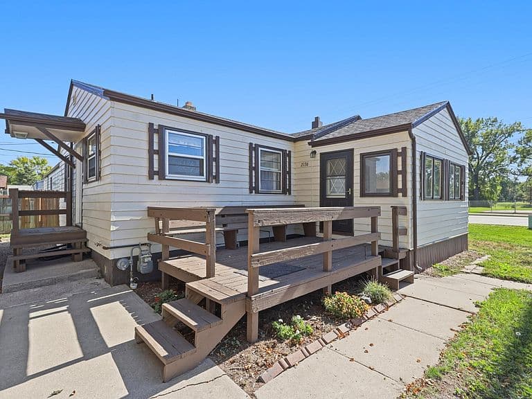 2136 6th Ave photo 4
