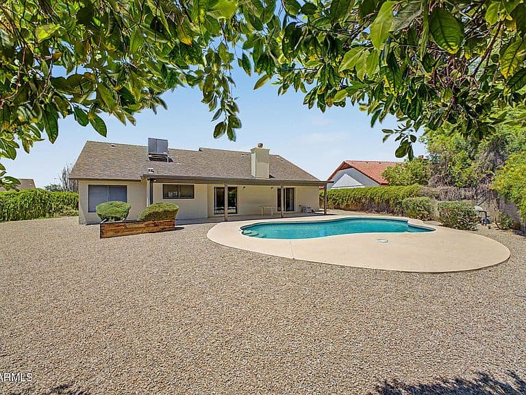 15007 N 43RD Street photo 2