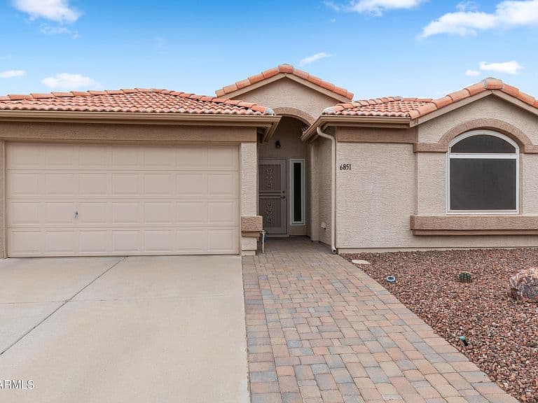 6851 S CORAL GABLE Drive photo 2
