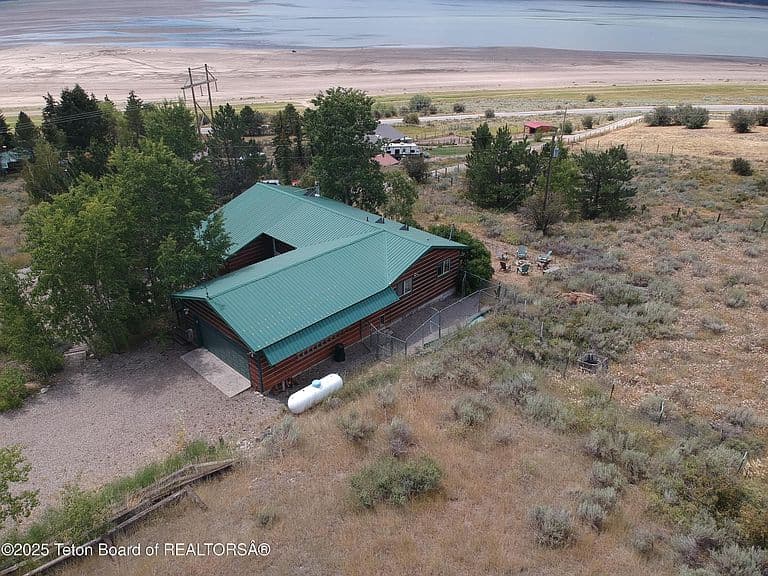 189 Chokecherry Ln photo 3