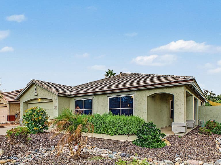 6439 W KRISTAL Way photo 2