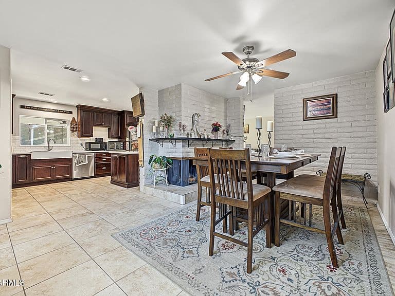 3201 W ACOMA Drive photo 3