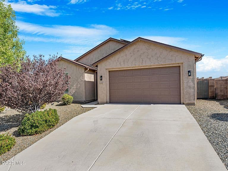 1207 Bainbridge Ln photo 3