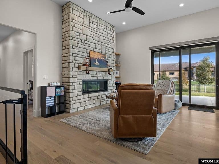 6122 River Park Dr photo 3